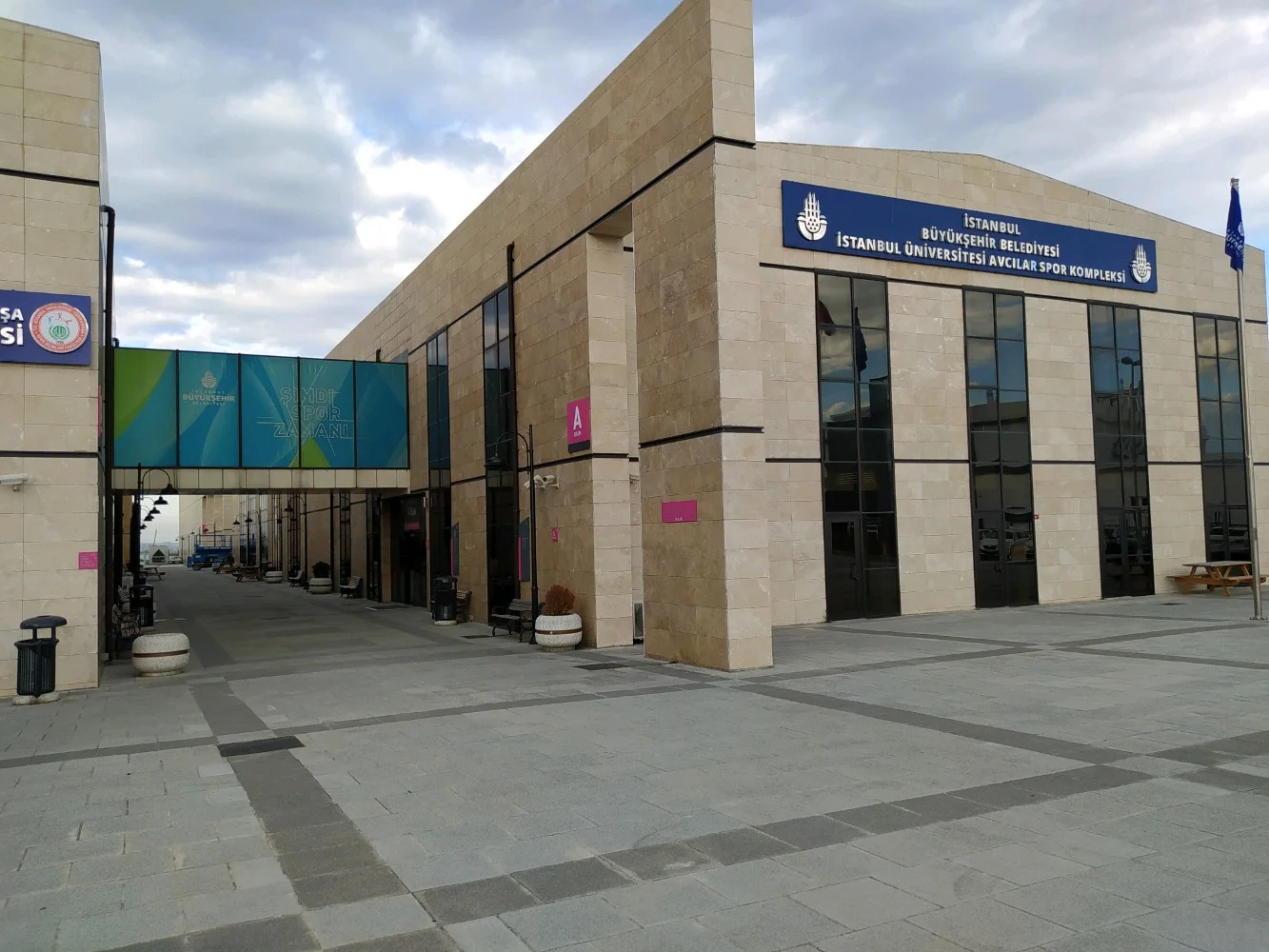 İBB Avcılar Spor Kompleksi