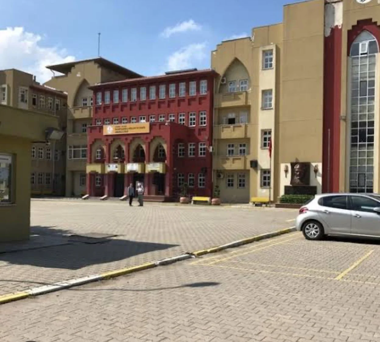 Maltepe Anadolu Lisesi